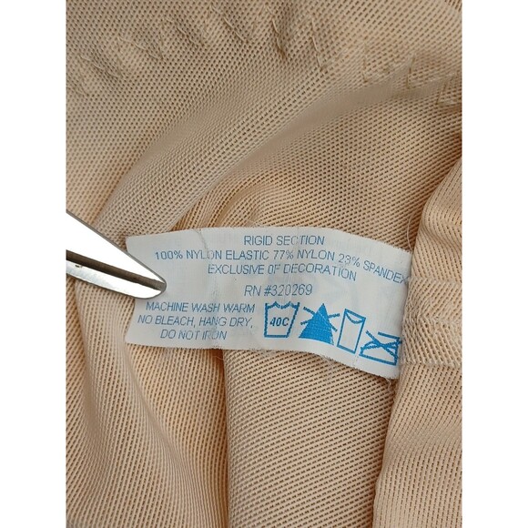 Vtg RAGO 6269 Leg Shaper Pant Girdle Firm Shaping Nude Capri Shapewear S M L 26 - Picture 7 of 7